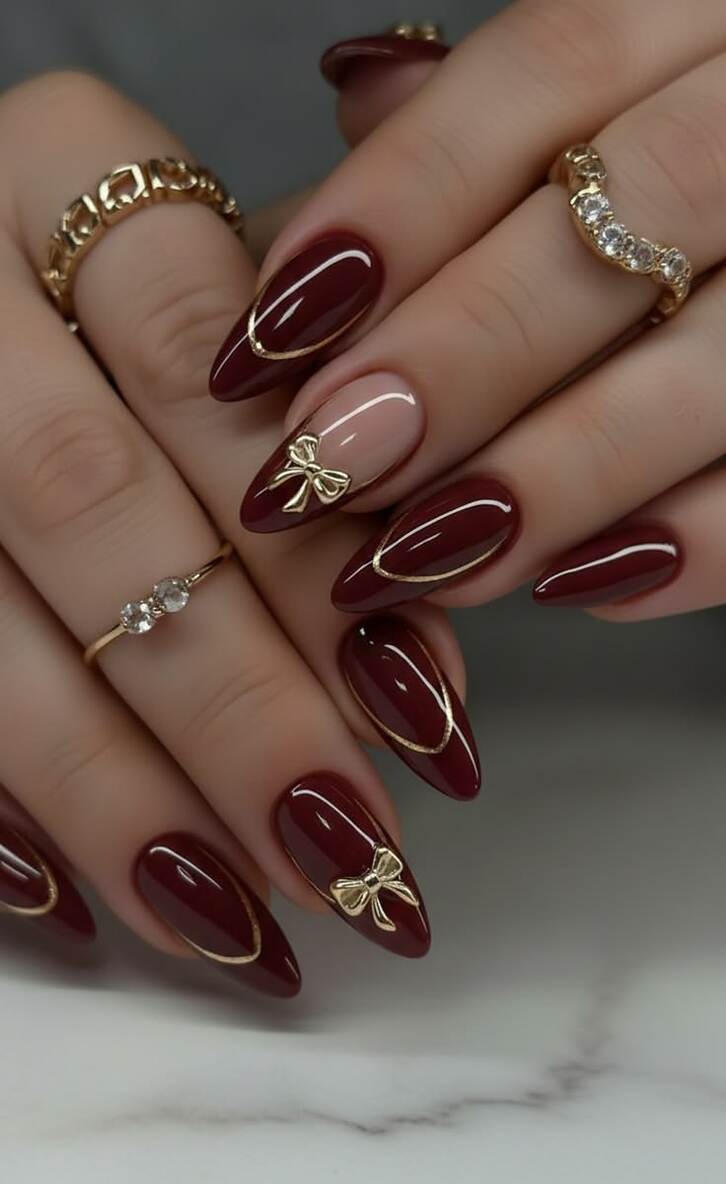 Bộ móng tay đẹp tông đỏ nổi bật cho mùa lễ hội