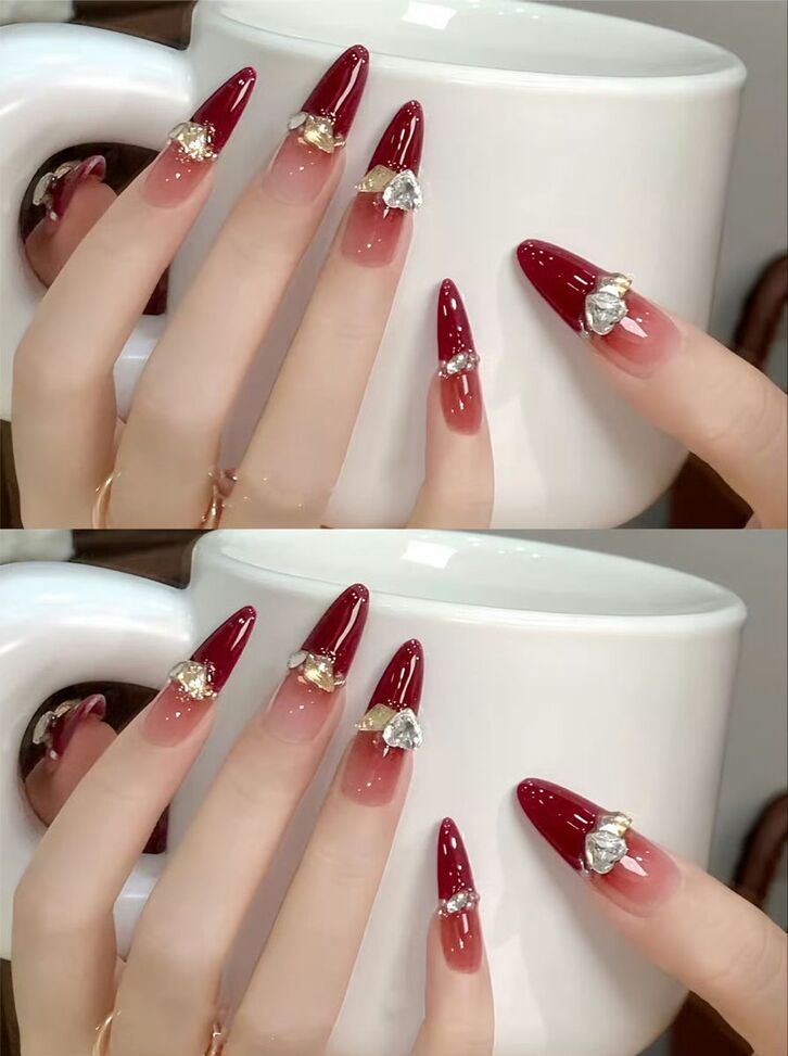 Mẫu nail đính đá sang chảnh cho tiệc cưới