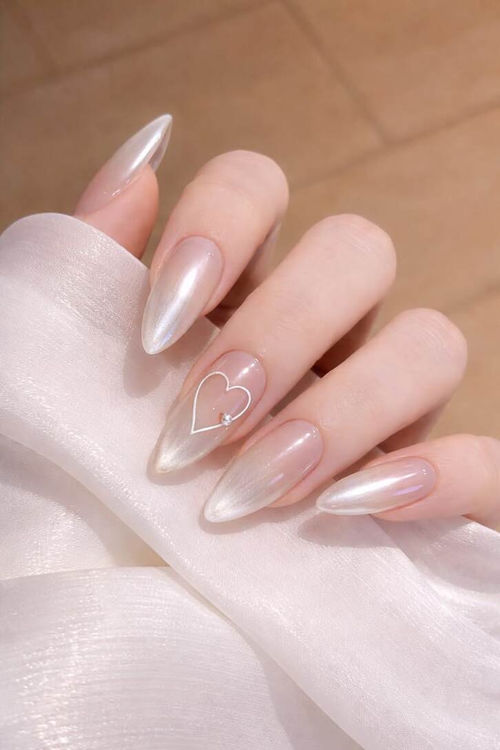 Mẫu nail đẹp đơn giản được yêu thích
