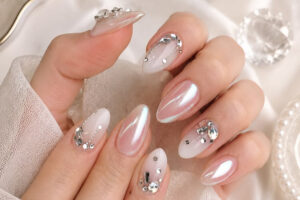 Mẫu nail đính đá