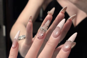 Mẫu nail mắt mèo