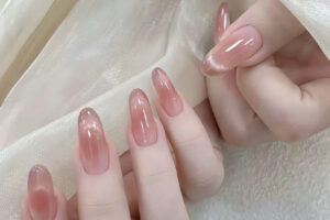 Mẫu nail màu hồng