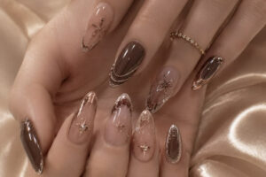 Mẫu nail màu nâu thạch