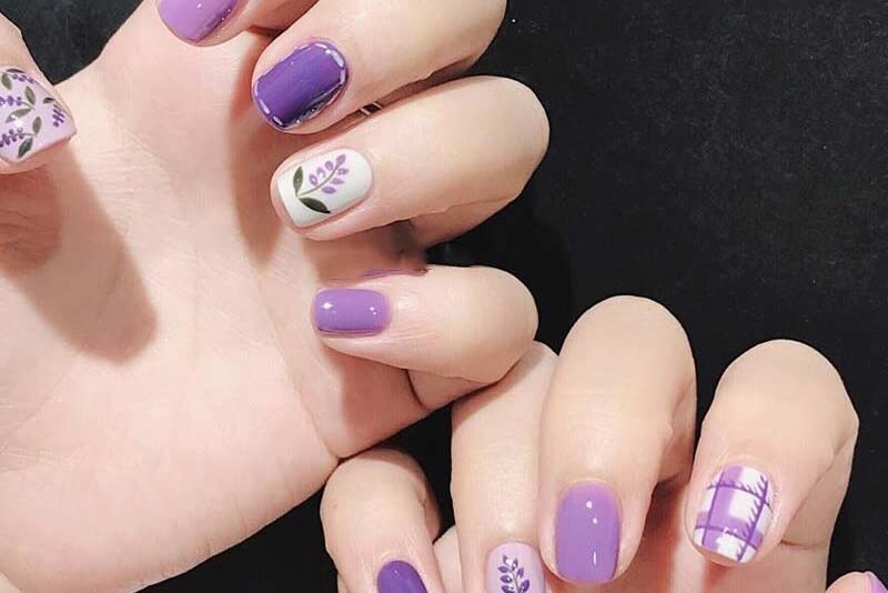 Nail màu tím