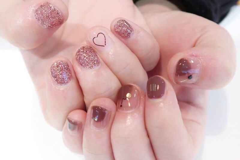 Tại sao mẫu nail móng ngắn lại lên ngôi