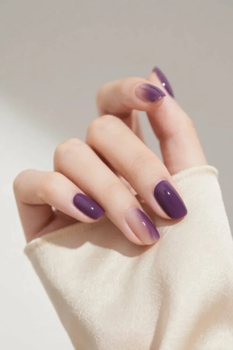 Nail thạch màu tím