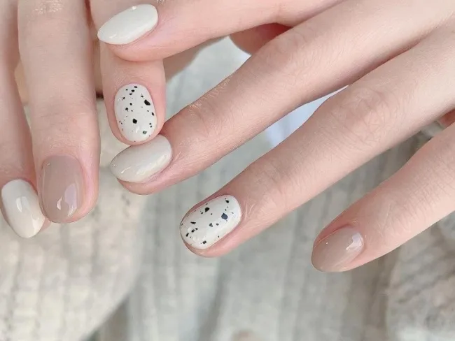 Nail thạch trắng thanh lịch