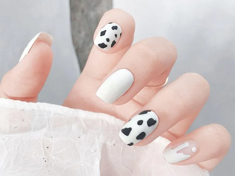 Nail trắng bò sữa ngộ nghĩnh